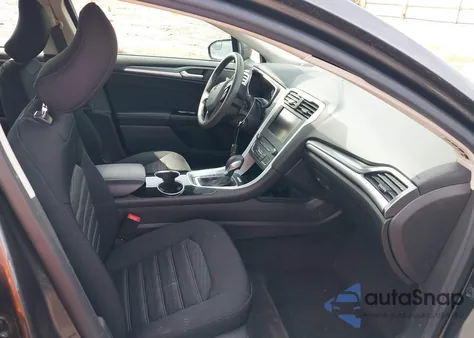 2016 Ford Fusion Se z USA, uszkodzony, nr VIN 1FA6P0H75G5130477